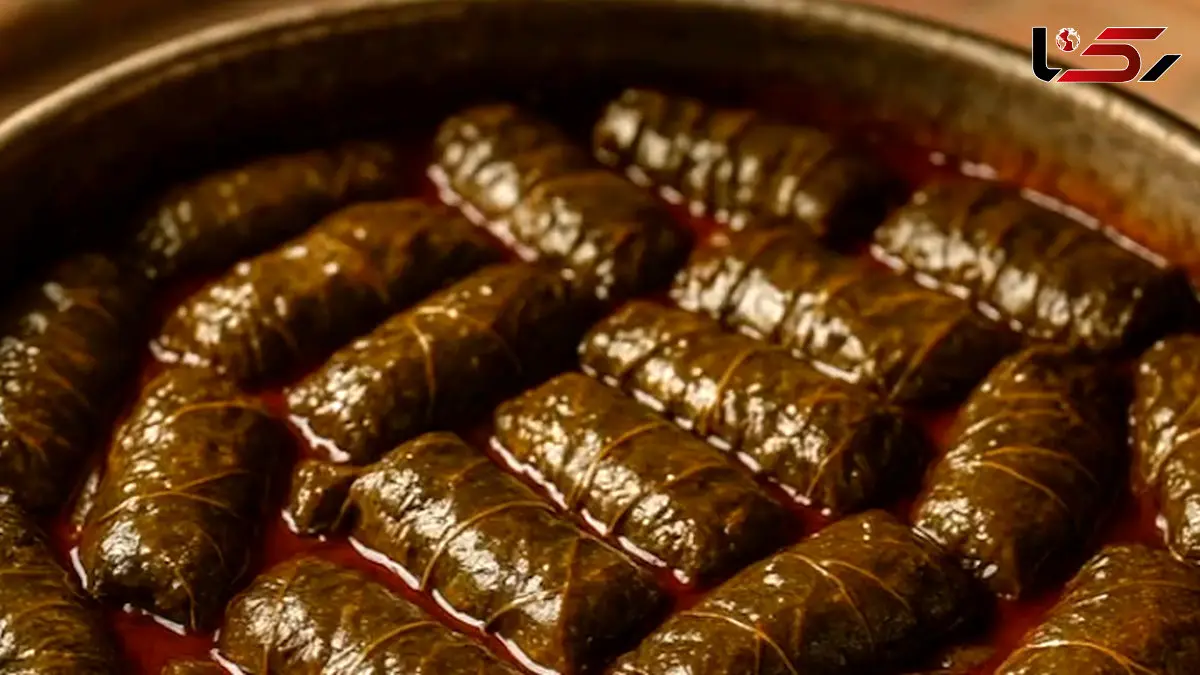 صفر تا صد درست کردن دلمه قاجاری برگ مو + فیلم