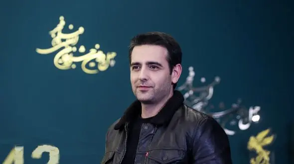 رونمایی از مادر باکلاس و جذاب امیرحسین آرمان، بازیگر سریال کیمیا / انگار نه انگار مادر و پسرن!