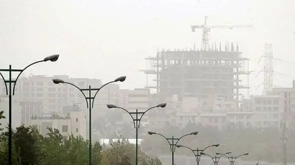 خوزستان هوا ندارد/ در محاصره آتش‌سوزی هورالعظیم، فلرهای نفتی و نیشکرهای سوزان که منبع ۷۰ درصد آلودگی استان‌اند / نرخ نگران کننده ابتلا به سرطان‌های خون و ریه در استان