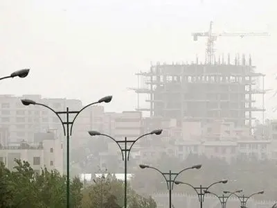 خوزستان هوا ندارد/ در محاصره آتش‌سوزی هورالعظیم، فلرهای نفتی و نیشکرهای سوزان که منبع ۷۰ درصد آلودگی استان‌اند / نرخ نگران کننده ابتلا به سرطان‌های خون و ریه در استان