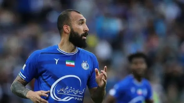 چشمی بدون قرارداد با استقلال تمرین کرد!
