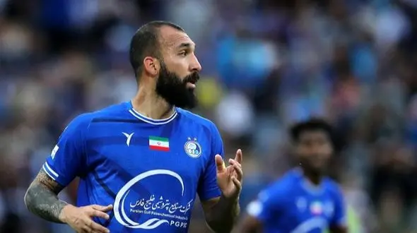 چشمی بدون قرارداد با استقلال تمرین کرد!