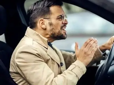 فحش دادن؛ راز جدید قدرت و تمرکز از دید دانشمندان!