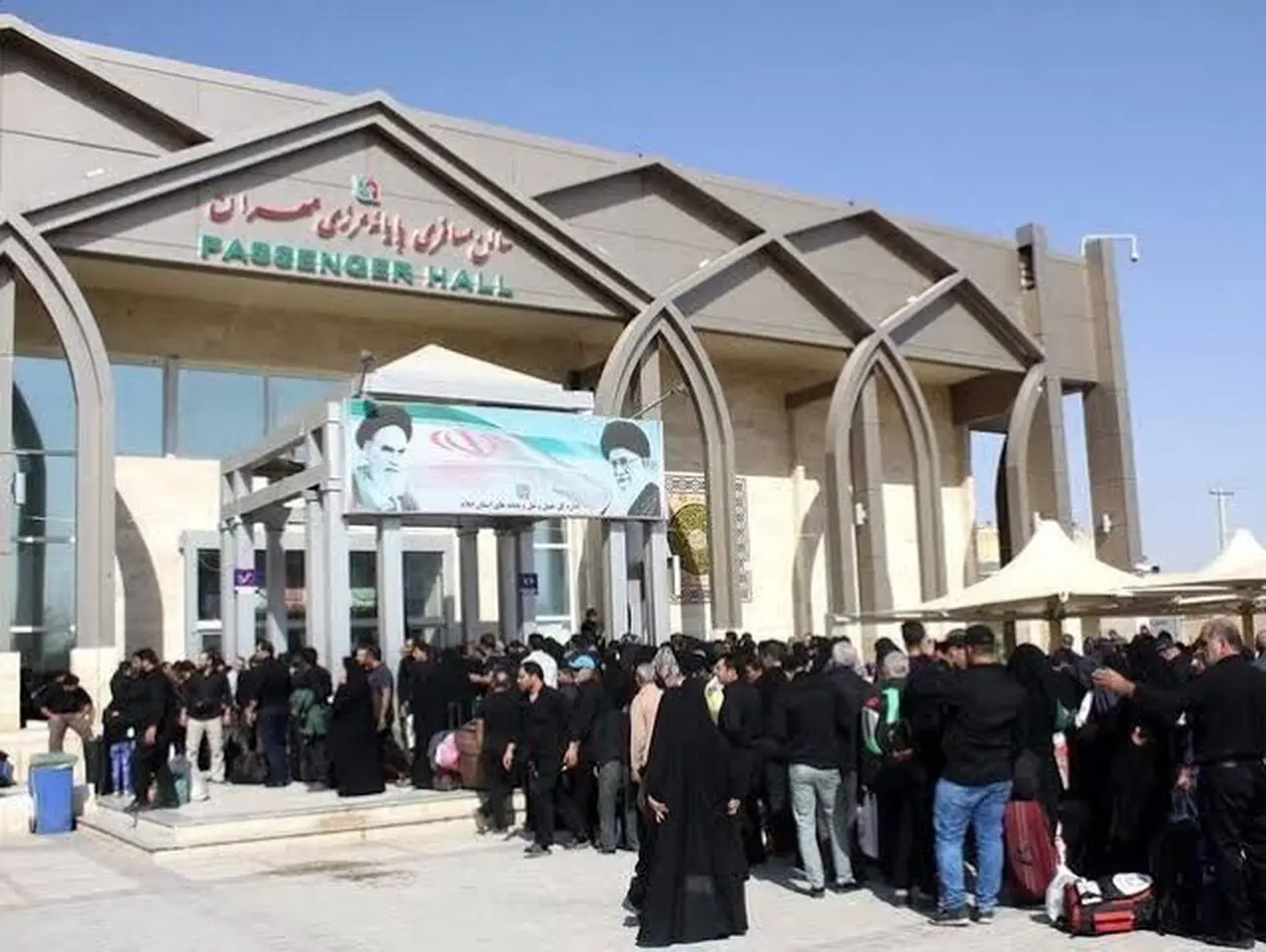 عبور بیش از یک میلیون و 200 هزار زائر از مرزهای اربعینی