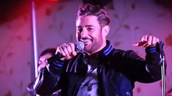 فیلم حوصله سر رفتن  پریناز ایزدیاز و خانم بازیگران در کنسرت رضا گلزار / فقط قیافه هاشون داد میزنن غلط کردیم اومدیم