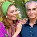 عکس سفر در زمان / «دست بوسی از  شاه پهلوی و فرح در کاخ نیاوران» / دهه 40