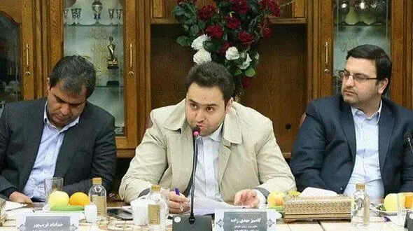 
اولین تصویر داماد روحانی در سمت جدیدش
