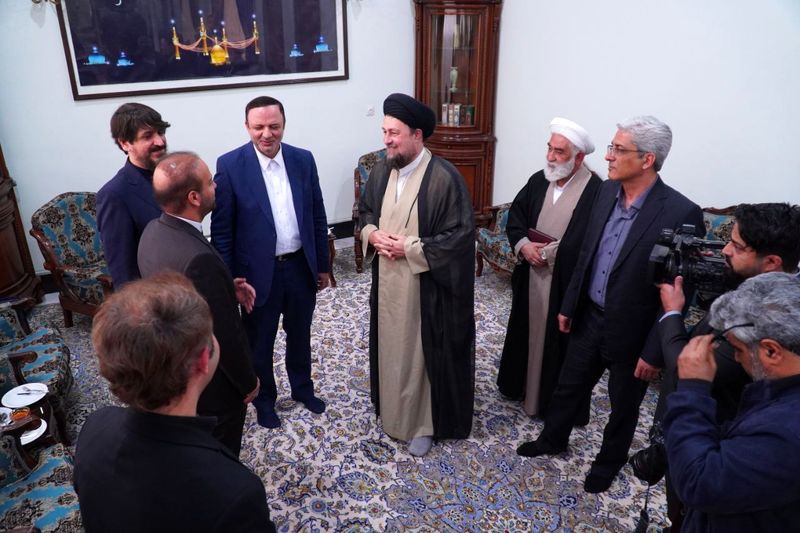دیدار دبیر شورای عالی مناطق آزاد با آیت الله سید حسن خمینی