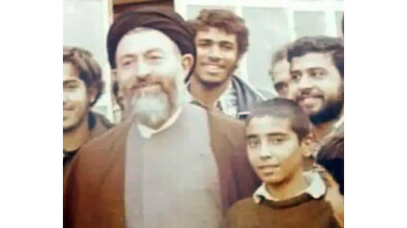 حمیدرضا نجف زاده جوانترین عکاس و خبرنگار دفاع مقدس 8 ساله ایران در برابر عراق