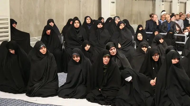سران قوا، مسئولان و کارگزاران نظام عصر امروز چهارشنبه با رهبر انقلاب اسلامی دیدار کردند. 
