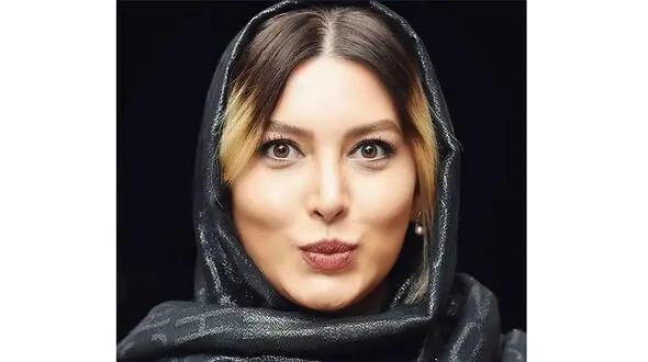 عکس عجیب از فریبا نادری