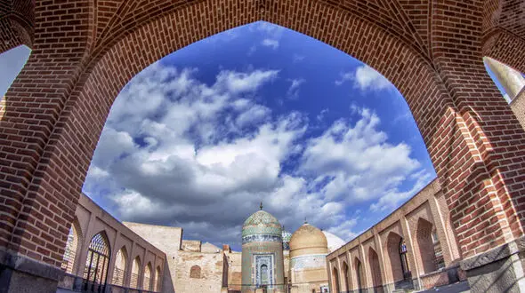 مردم با پرداخت مالیات به نجات این میراث جهانی اردبیل کمک می‌کنند