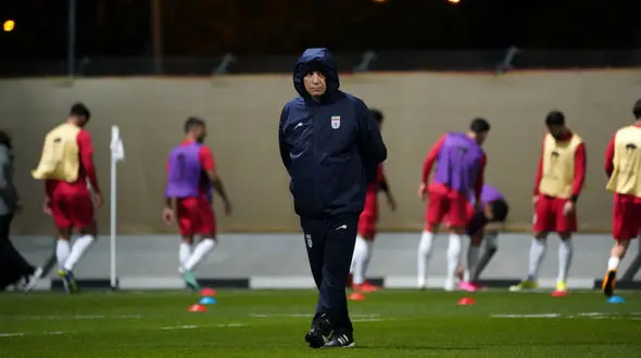 توصیه مهم قلعه نویی به ملی پوشان / در باد این پیروزی نخوابید + فیلم