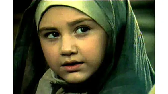 عکس منشوری خانم بازیگر مریم مقدس در آمریکا / پسر جوان کناری اش کیست؟!