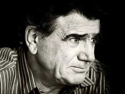آهنگ محمدرضا شجریان به نام تنهایی را بشنوید