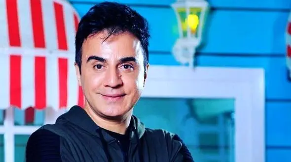 فیلم/ نگاهی به جشن تولد ساده و احساسی ننه قلیِ داریوش فرضیایی، عموپورنگ پرانرژی بچه ها/ میگه هنوزم 15 سالمه