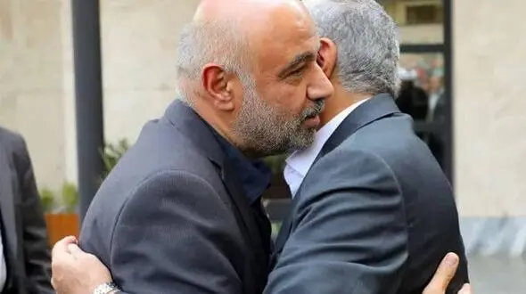 میدری فعالیت رسمی  خود را  در وزارت تعاون، کار و رفاه اجتماعی آغاز کرد