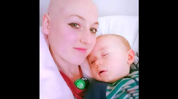 ماجرای نوزادی که با شیر نخوردن سرطان سینه را تشخیص داد! عکس