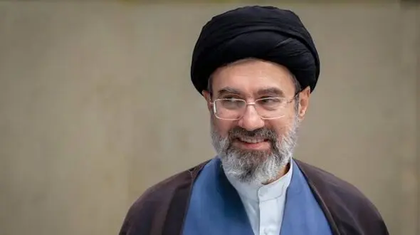 رهبر انقلاب: سال ۱۴۰۵ سال اقتصاد مقاومتی در سایه وحدت ملی و امنیت ملی است + متن کامل