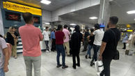 پرواز کیش به تبریز به دلیل نقص فنی در فرودگاه ماند / مسافران همچنان سردرگم