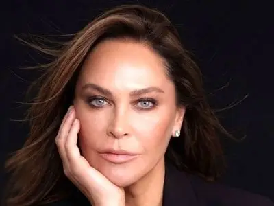 عشق قدیمی ابراهیم تاتلیس با تیپ باحجابش خبرساز شد! تصاویر جدید از هولیا آوشار