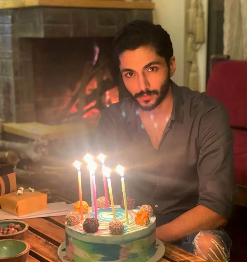 کیسان دیباج