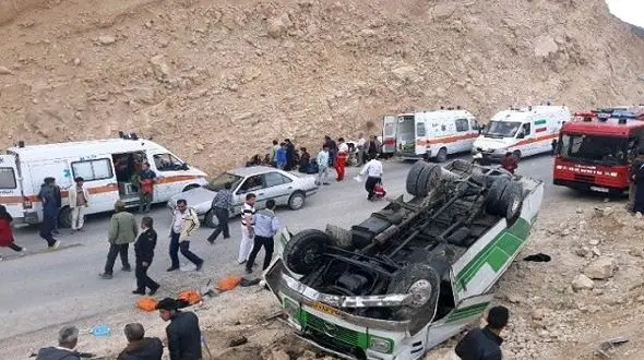 عکس جگر سوز از دانش آموز فوت شده در حادثه واژگونی مینی بوس جاده پارس آباد
