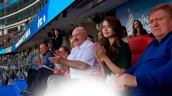 لو رفتن عکس های بی شرمانه رئیس جمهور 69 ساله بلاروس با دوست دختر 26 ساله اش 