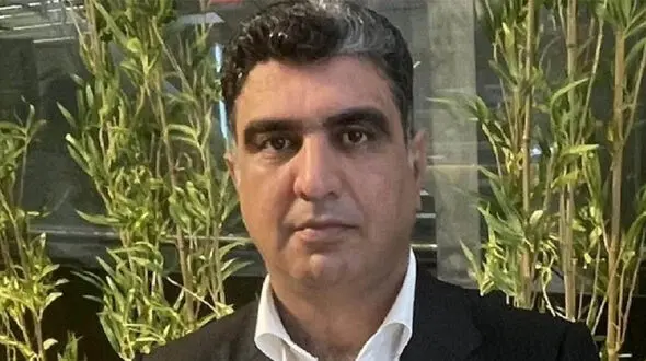 کاسبی با مرگ برادر/ رضا پهلوی هم مدافع خسرو علیکردی شد/ پهلویست ها و رجویست ها در مشهد به جان هم افتادند