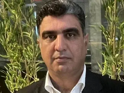 کاسبی با مرگ برادر/ رضا پهلوی هم مدافع خسرو علیکردی شد/ پهلویست ها و رجویست ها در مشهد به جان هم افتادند