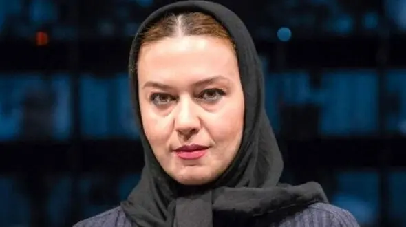 عکس جدی بازیگر سریال نیوکمپ غوغا کرد/| گرد و خاک گیتی قاسمی با تیپ جدیدش