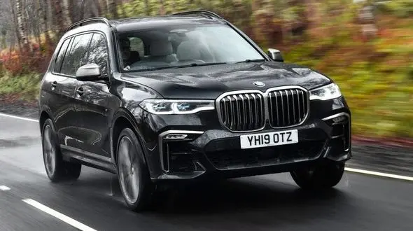 ریزش قیمت محصولات BMW در بازار +جدول