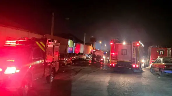 حریق شب گذشته در اتوبان بعثت مهار شده است