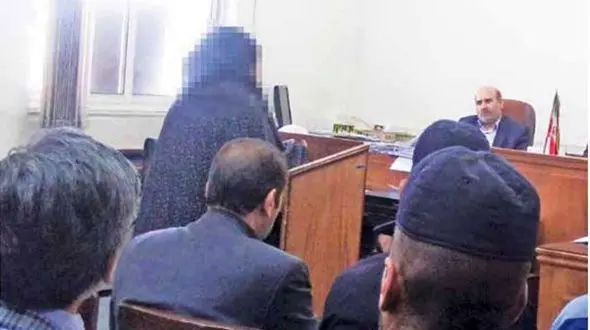 زن تهرانی وقتی اشک های قاتل پسرش را دید از اعدام او گذشت + عکس