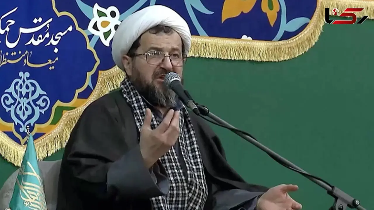 حاشیه‌ای جنجالی پخش زنده تلویزیونی؛ درگیری لفظی یک فرد با روحانی باعث قطع برنامه شد!