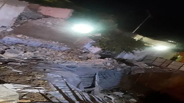 فیلم صحنه دهان بازکردن زمین در گرگان / خانه ها به سرعت تخلیه شد