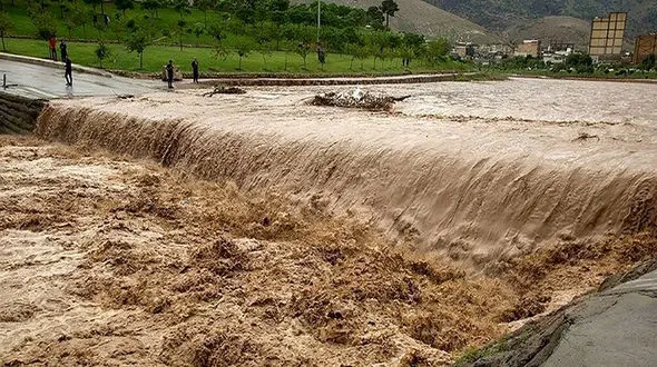 ببینید | اولین تصاویر از طغیان رودخانه علا در باغملک در شرق خوزستان + فیلم