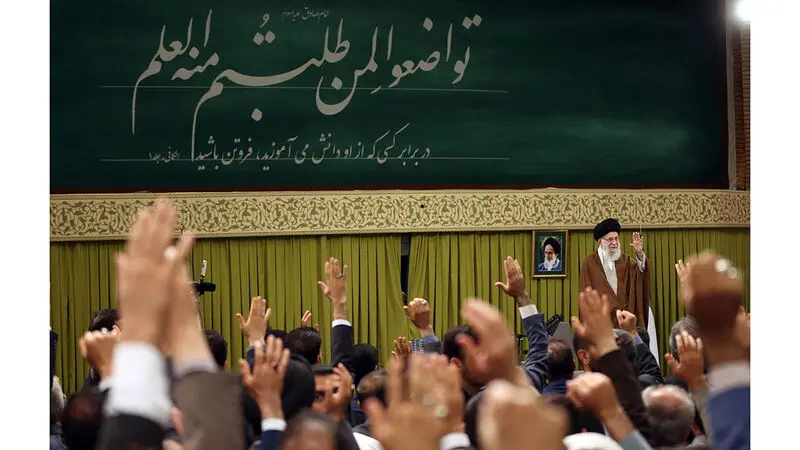 حضرت آیت الله خامنه ای رهبر معظم انقلاب در دیدار هزاران نفر از معلمان و فرهنگیان سراسر کشور به مناسبت روز معلم	