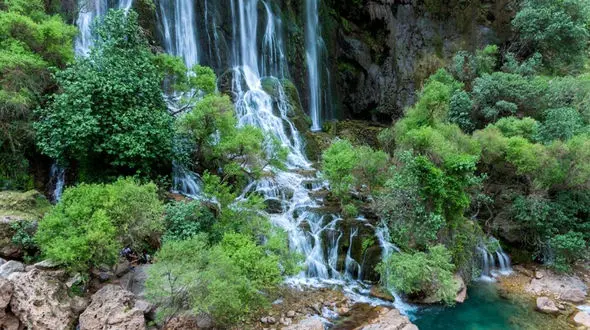 آبشار لندی؛ نگین طبیعی چهارمحال و بختیاری + فیلم