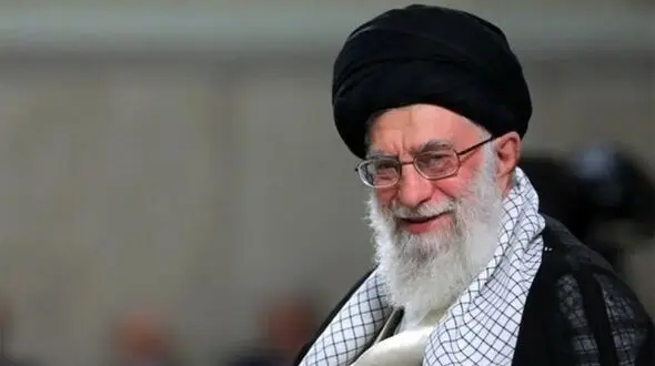 فیلم / رییس جمهور منفور در بیت رهبری کی بود ؟! / رهبری شهید چه رفتاری با او داشت / به روایت احمد عبدالرحیمی 