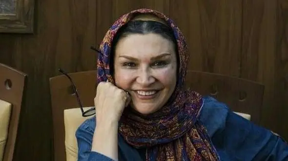فیلم/ مینا نوروزی فرد: من هیچ وقت مادر نشدم ولی همیشه نقش یک مادرو بازی کردم / علت مادر نشدنش را ببینید