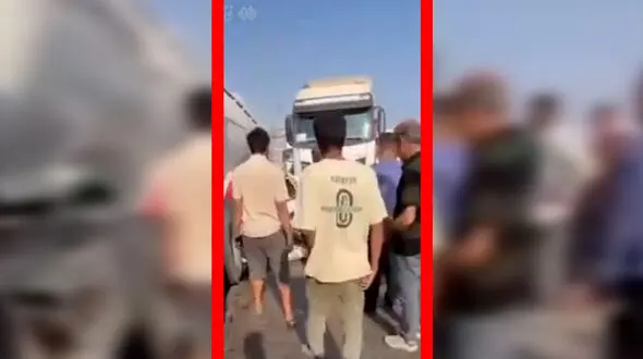 فیلم تصادف مرگبار سمند که راننده جان سالم به در برد