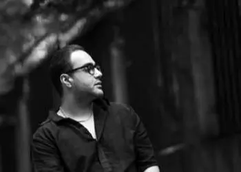 فیلم / موزیک ویدیو جدیدآدم بدی نبودم از مهدی جهانی/ بیا برگرد سمت من یه بار دیگه بمونبی تو دستام سرد سرده بی تو چشمام گریه کرده