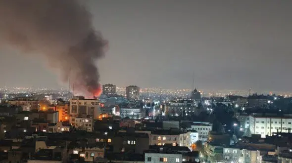  آتش‌سوزی شامگاهی در مرکز تهران  + عکس  و فیلم