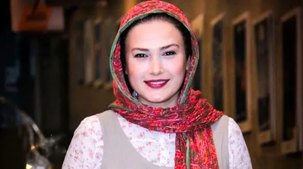 باور نمی‌کنید این بازیگر زنِ ایرانی ۵۰ ساله باشد 