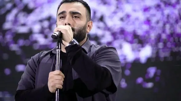 فیلم آواز قدغن /  برای اولین بار تو ایران واسه کنسرت مسعود صادقلو خانوم رفت پشت میکروفون ...