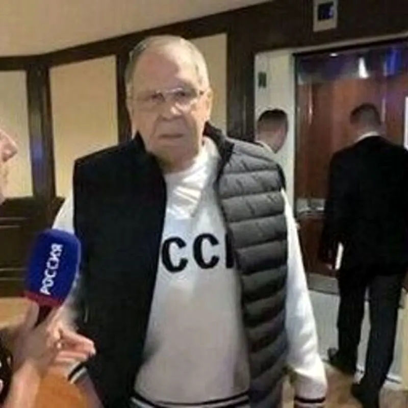 lavrov-swishirt