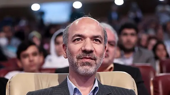 قدردانی وزیر نیرو از کارگر فداکار آب و فاضلاب فهرج + فیلم