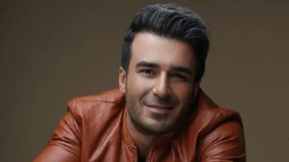 رونمایی از مادر واقعی یوسف تیموری بازیگر سریال زیرآسمان شهر وسط میدان نقش جهان اصفهان+ عکس