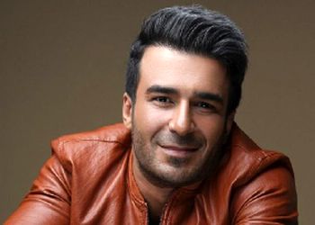 رونمایی از مادر واقعی یوسف تیموری بازیگر سریال زیرآسمان شهر وسط میدان نقش جهان اصفهان+ عکس